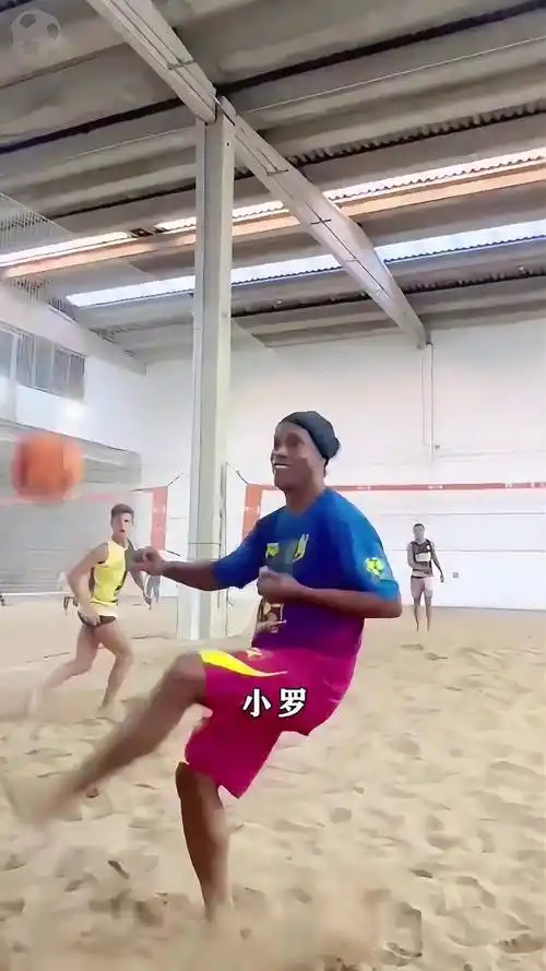 也彰显了他